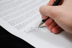 limitación de los contratos por obra y servicio a la duración de la contrata